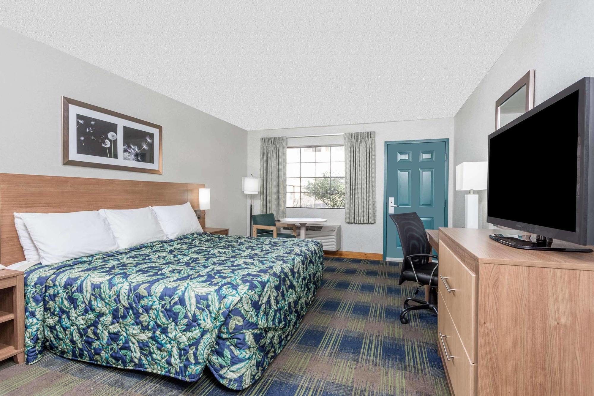 Days Inn By Wyndham Αθήνα Εξωτερικό φωτογραφία